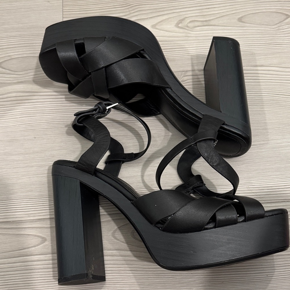 Zara Elegant Black Platform Heels